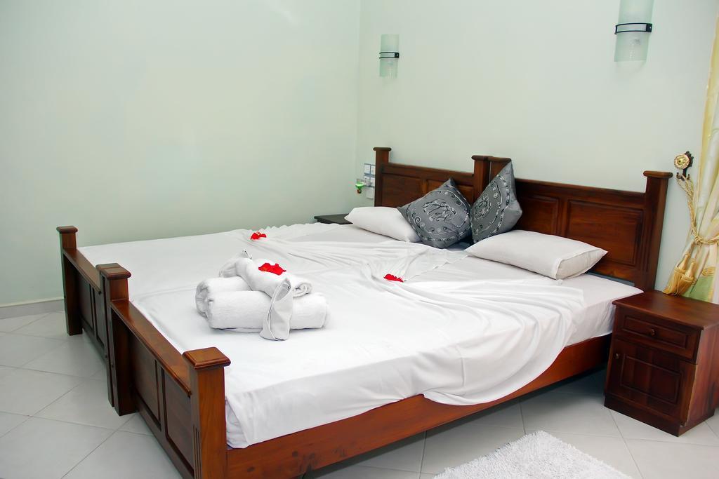 Methira Villa Aluthgama Phòng bức ảnh