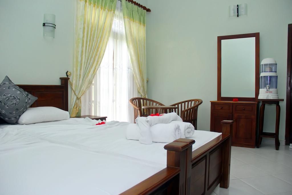 Methira Villa Aluthgama Phòng bức ảnh